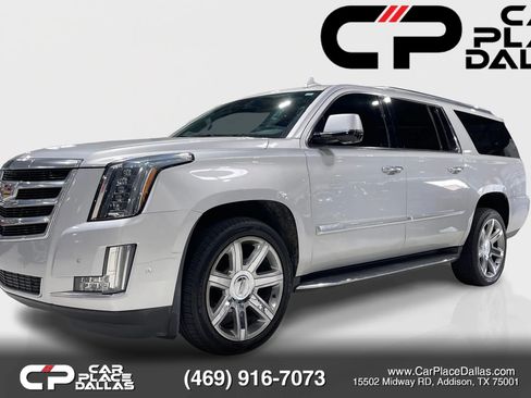 Used 2020 Cadillac Escalade ESV Luxury RWD image 4