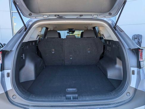 Used 2025 Kia Sportage LX AWD/4WD image 32