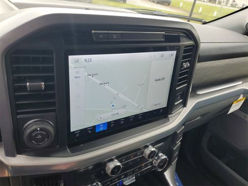 New 2025 Ford F150 Lariat w/ Equipment Group 501A Mid image 16