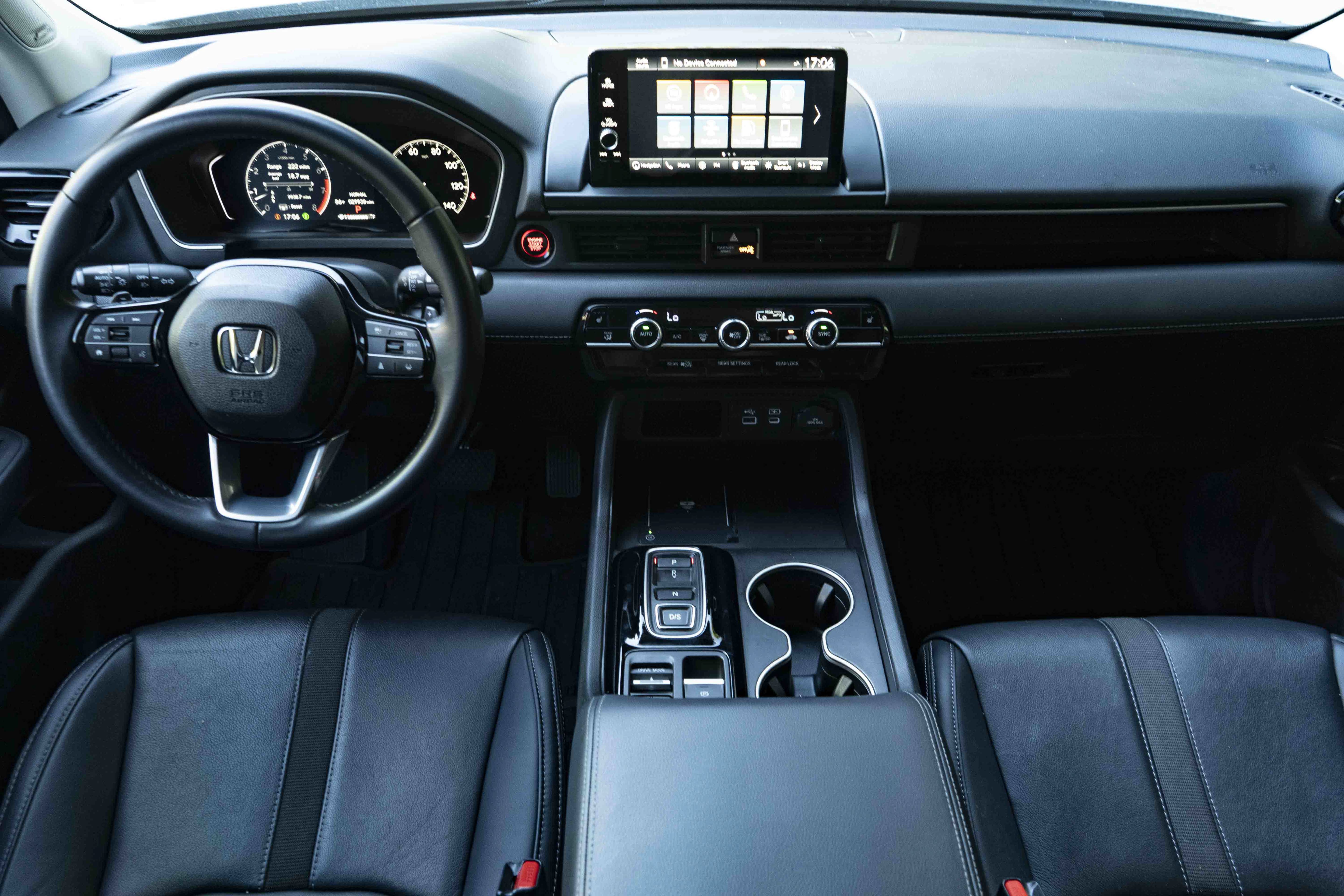 Used 2025 Honda Pilot Touring image 27