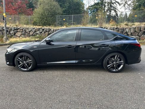 Used 2023 Acura Integra A-Spec image 2