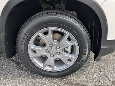 Used 2025 Honda Passport TrailSport image 11
