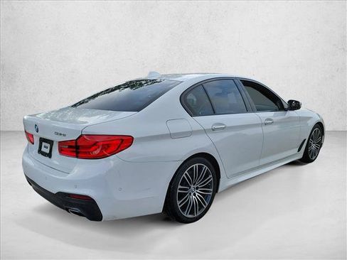 Used 2018 BMW 530i RWD image 5