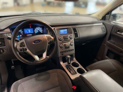 Used 2019 Ford Flex SE FWD image 18