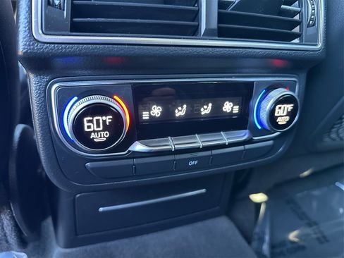 Used 2017 Audi Q7 2.0T Premium Plus w/ Premium Plus Package image 22