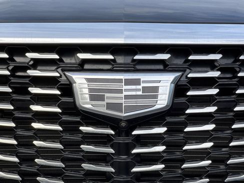 Used 2025 Cadillac XT5 Premium Luxury w/ LPO, Red Accent Package image 43