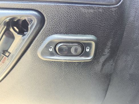 Used 2014 Jeep Wrangler Sport AWD/4WD image 28