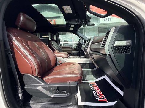 Used 2017 Ford F250 Platinum w/ Platinum Ultimate Package image 43