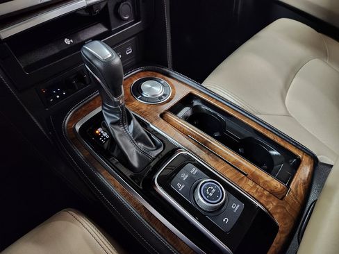 Used 2023 Nissan Armada SL w/ Captain's Chairs Package RWD image 39