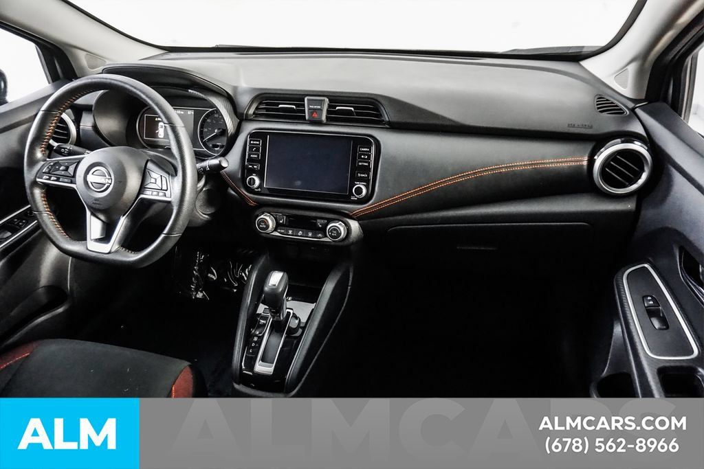 Used 2024 Nissan Versa SR FWD image 21