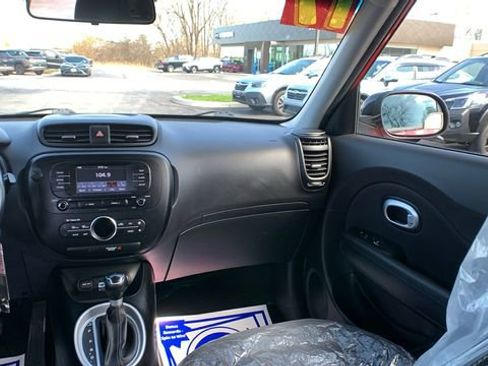 Used 2017 Kia Soul + w/ Designer's Package image 21