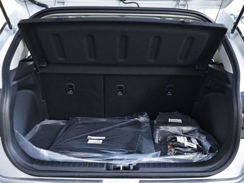 New 2026 Hyundai Venue SEL FWD image 5