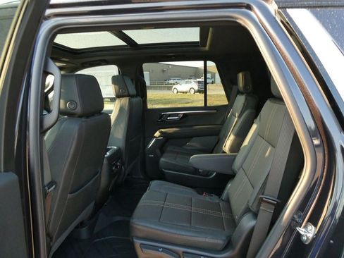 New 2026 Chevrolet Tahoe High Country AWD/4WD image 14