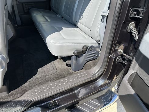 Used 2014 Ford F150 XLT w/ Equipment Group 302A Luxury AWD/4WD image 14