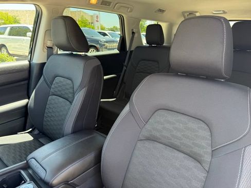 Used 2026 Nissan Pathfinder S AWD/4WD image 13