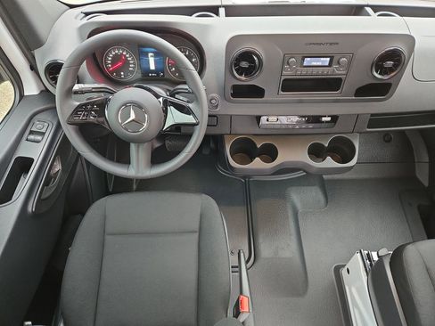 New 2026 Mercedes-Benz Sprinter 2500 image 14