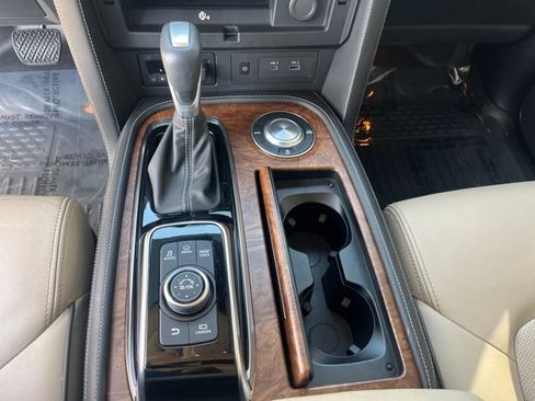 Certified 2024 Nissan Armada SL w/ Captain's Chairs Package RWD image 18