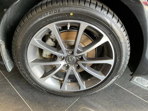 Certified 2017 Acura TLX V6 w/ Technology Package FWD image 8