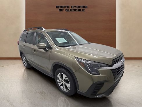 Used 2025 Subaru Ascent Premium AWD/4WD image 8