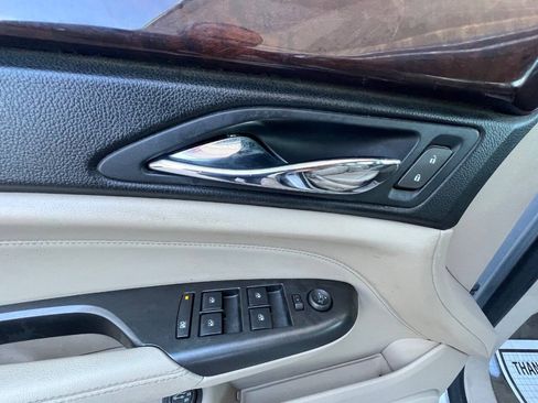 Used 2012 Cadillac SRX Luxury AWD/4WD image 17