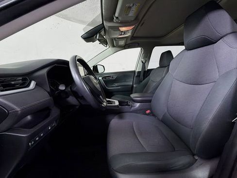 Used 2020 Toyota RAV4 XLE w/ Convenience Package AWD/4WD image 27