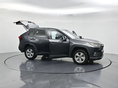 Used 2019 Toyota RAV4 XLE FWD image 51