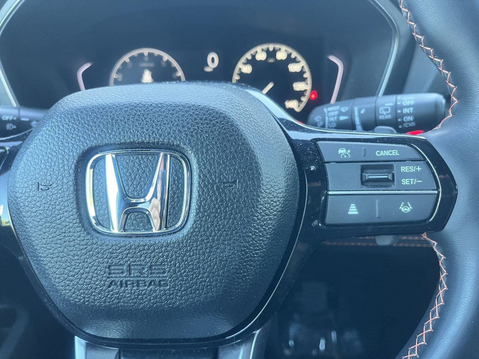 Certified 2025 Honda Pilot TrailSport image 18