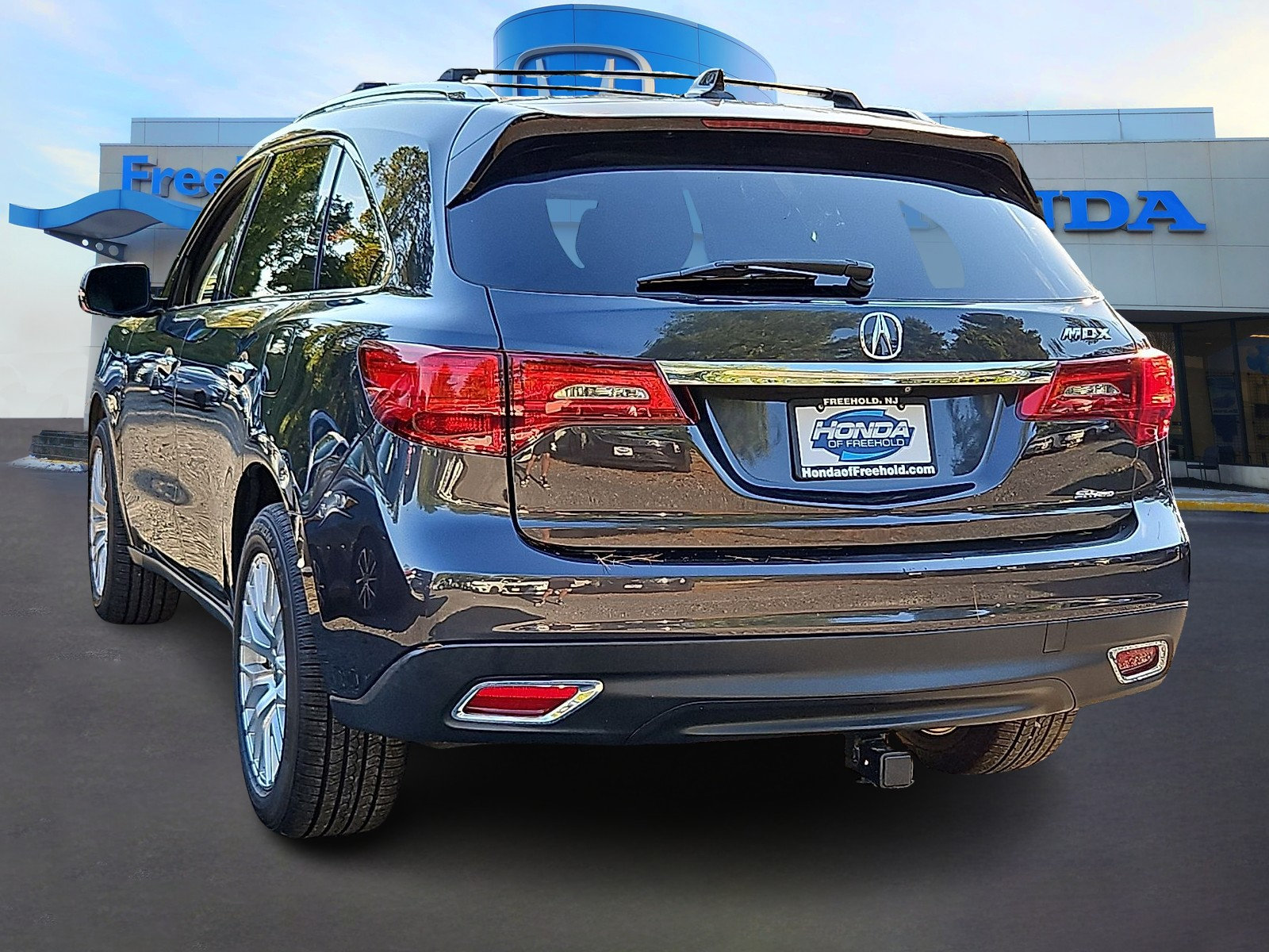 Used 2015 Acura MDX w/ Technology Package AWD/4WD image 4