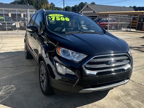 Used 2018 Ford EcoSport Titanium image 2