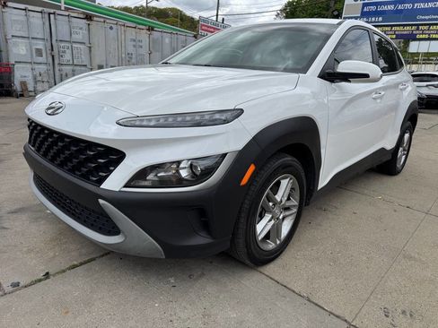 Used 2023 Hyundai Kona SE FWD image 1