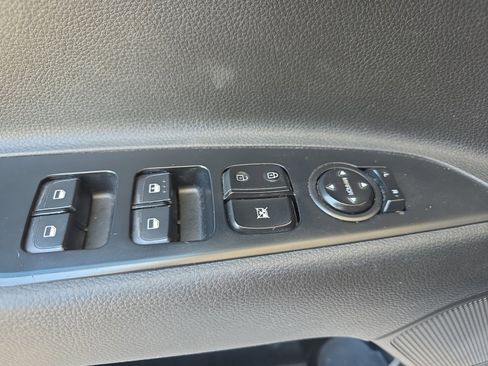 Used 2021 Kia Rio S FWD image 26