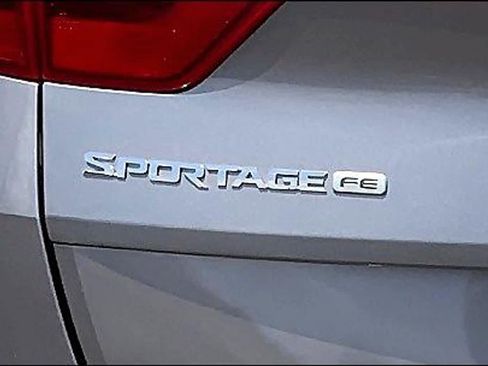 Used 2019 Kia Sportage LX FWD image 31