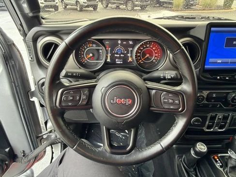 Used 2020 Jeep Gladiator Sport w/ Quick Order Package 24S AWD/4WD image 27