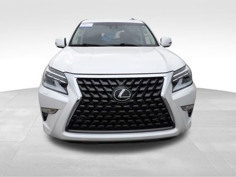 Used 2023 Lexus GX 460 Luxury w/ Accessory Package AWD/4WD image 2
