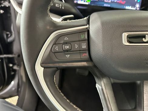 Used 2023 Jeep Grand Cherokee 4WD 4xe image 15