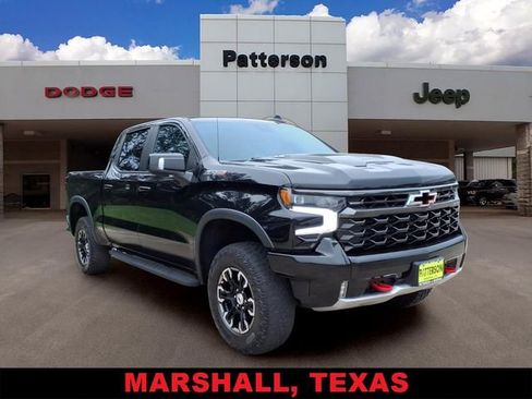 Used 2023 Chevrolet Silverado 1500 ZR2 w/ Technology Package AWD/4WD image 1