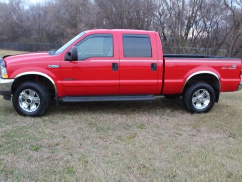 Used 2003 Ford F250 Lariat image 4