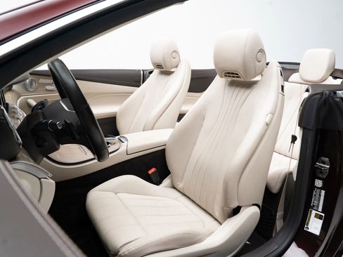 Used 2019 Mercedes-Benz E 450 Cabriolet image 3