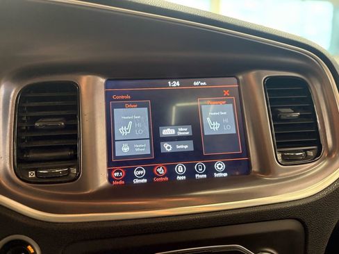 Used 2020 Dodge Charger SXT w/ Blacktop Package image 32