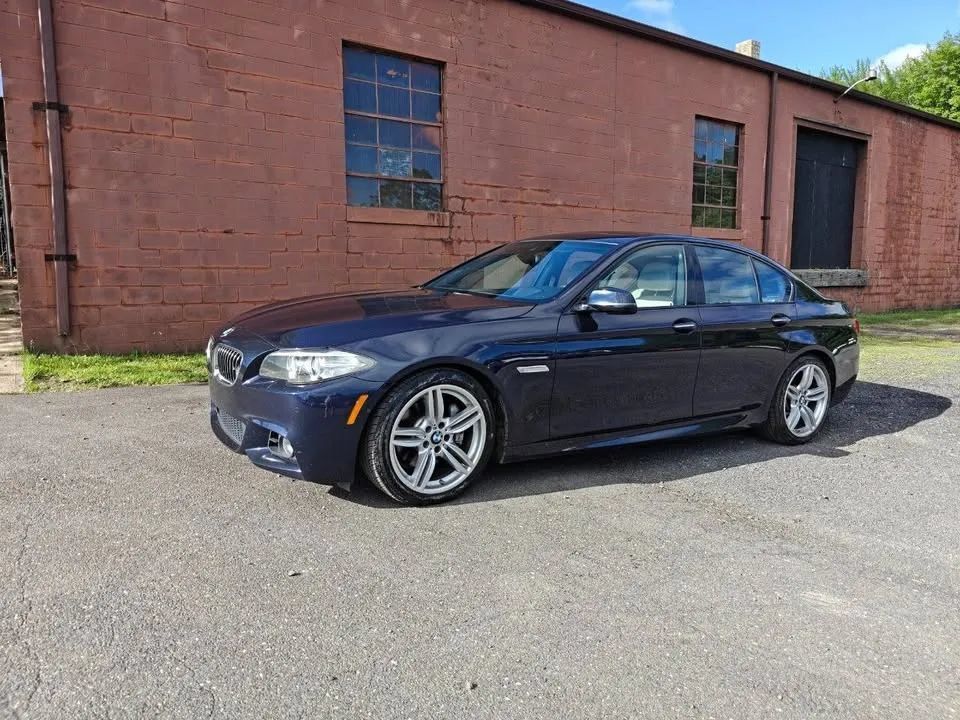 Used 2015 BMW 535d Sedan RWD image 1