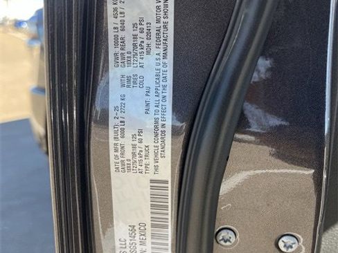 Used 2025 RAM 2500 Laramie image 33