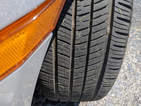 Used 2009 Ford Fusion SE FWD image 23