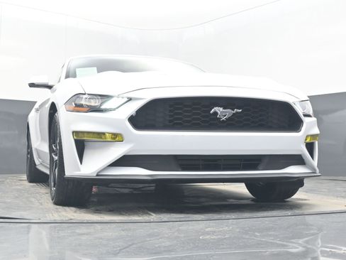 Used 2020 Ford Mustang Premium image 20