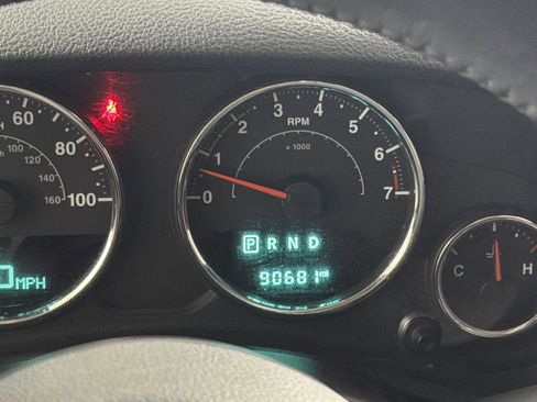 Used 2016 Jeep Wrangler Sport w/ Connectivity Group image 17