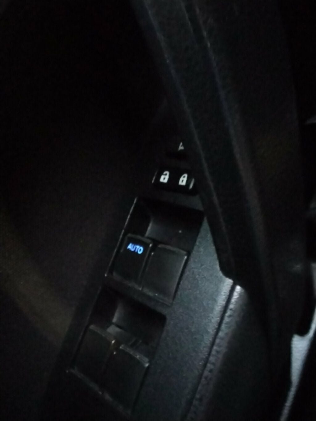 Used 2019 Toyota Corolla LE FWD image 23