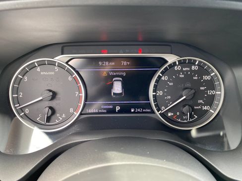 Used 2021 Nissan Rogue SV FWD image 33