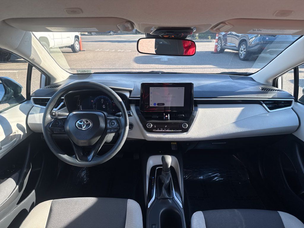 Used 2026 Toyota Corolla LE w/ LE Premium Package FWD image 10