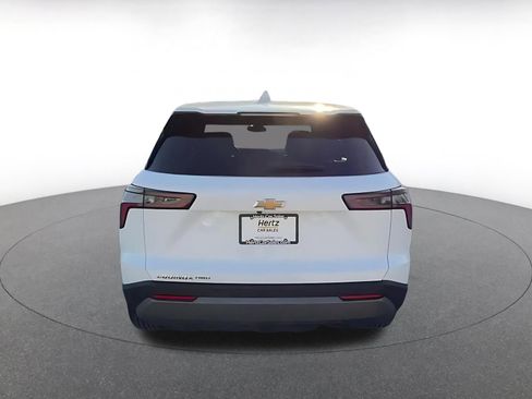 Used 2025 Chevrolet Equinox LT image 12