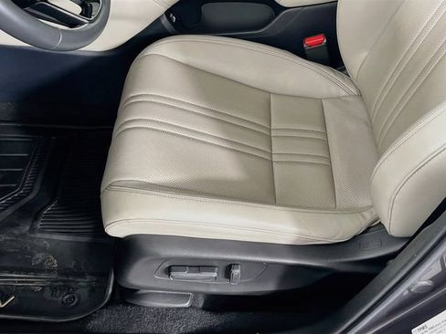 Used 2023 Honda HR-V EX-L image 21