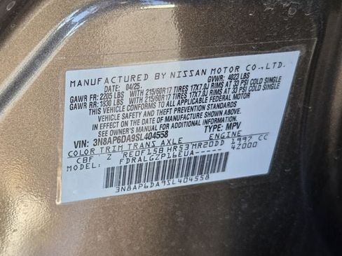 Used 2025 Nissan Kicks SR w/ Illumination Package FWD image 35